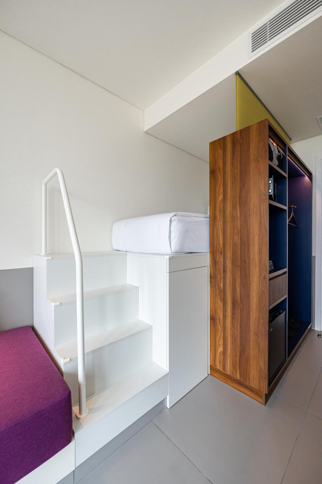 Wink Hotel Tuy Hoa Beach - 24Hrs Stay & Rooftop Pool Bar Zewnętrze zdjęcie