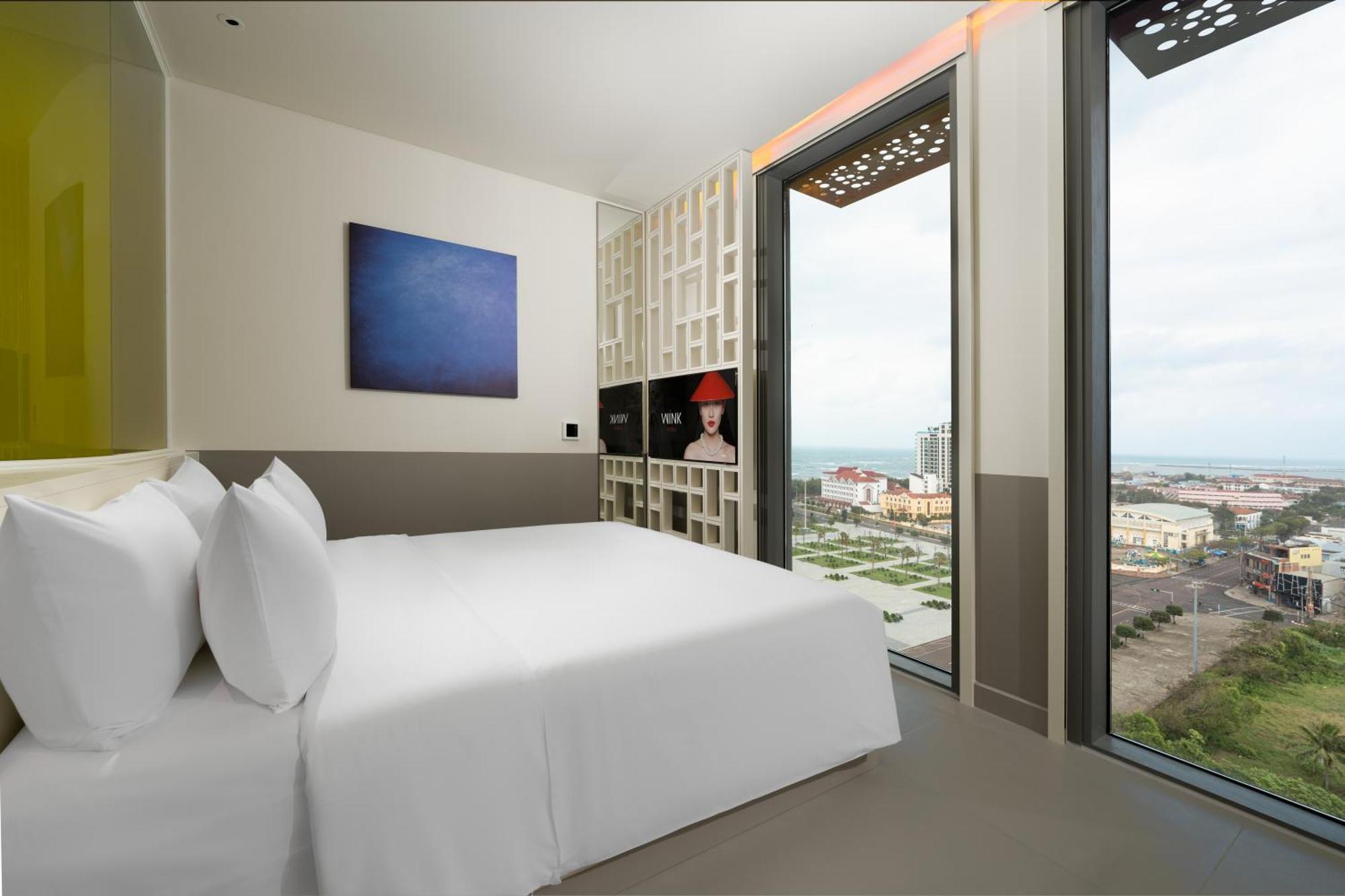 Wink Hotel Tuy Hoa Beach - 24Hrs Stay & Rooftop Pool Bar Zewnętrze zdjęcie